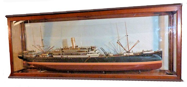 Three quarter view from the bow of the cased steamship Ruahine model image