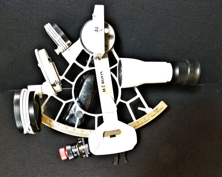 Side view of Ultra sextant image> ; Cassens & Plath is available in two models, the Standard, and the </font></font></font></font></font></font></font></font></div> <div><font size=