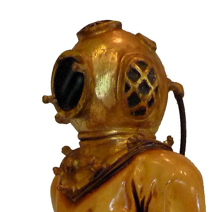 Close-up of the bonnet of the hard hat diver statue image