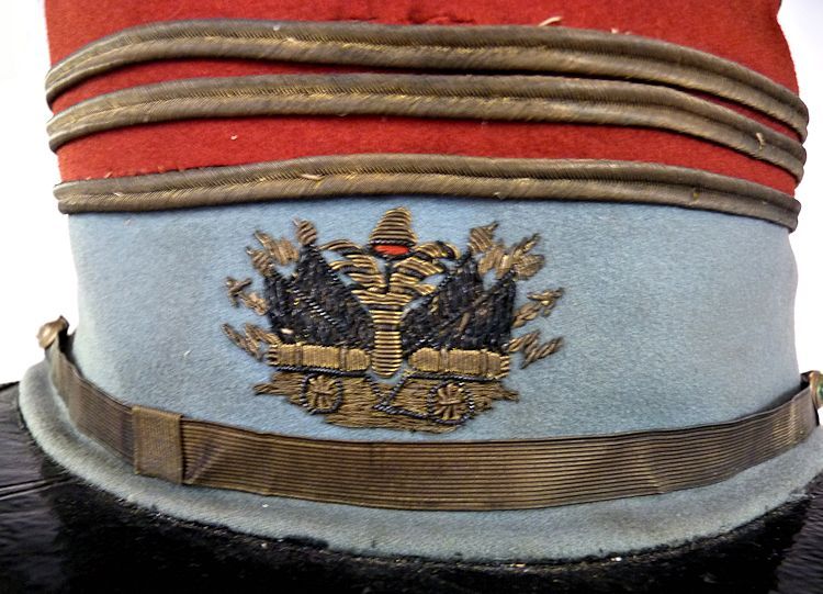 Front insignia of French officer's kepi image